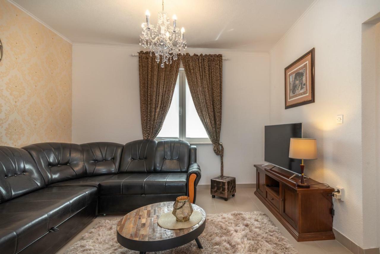 טרוגיר Villa Insula Ventum מראה חיצוני תמונה